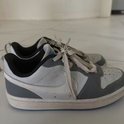 Boys Nike 