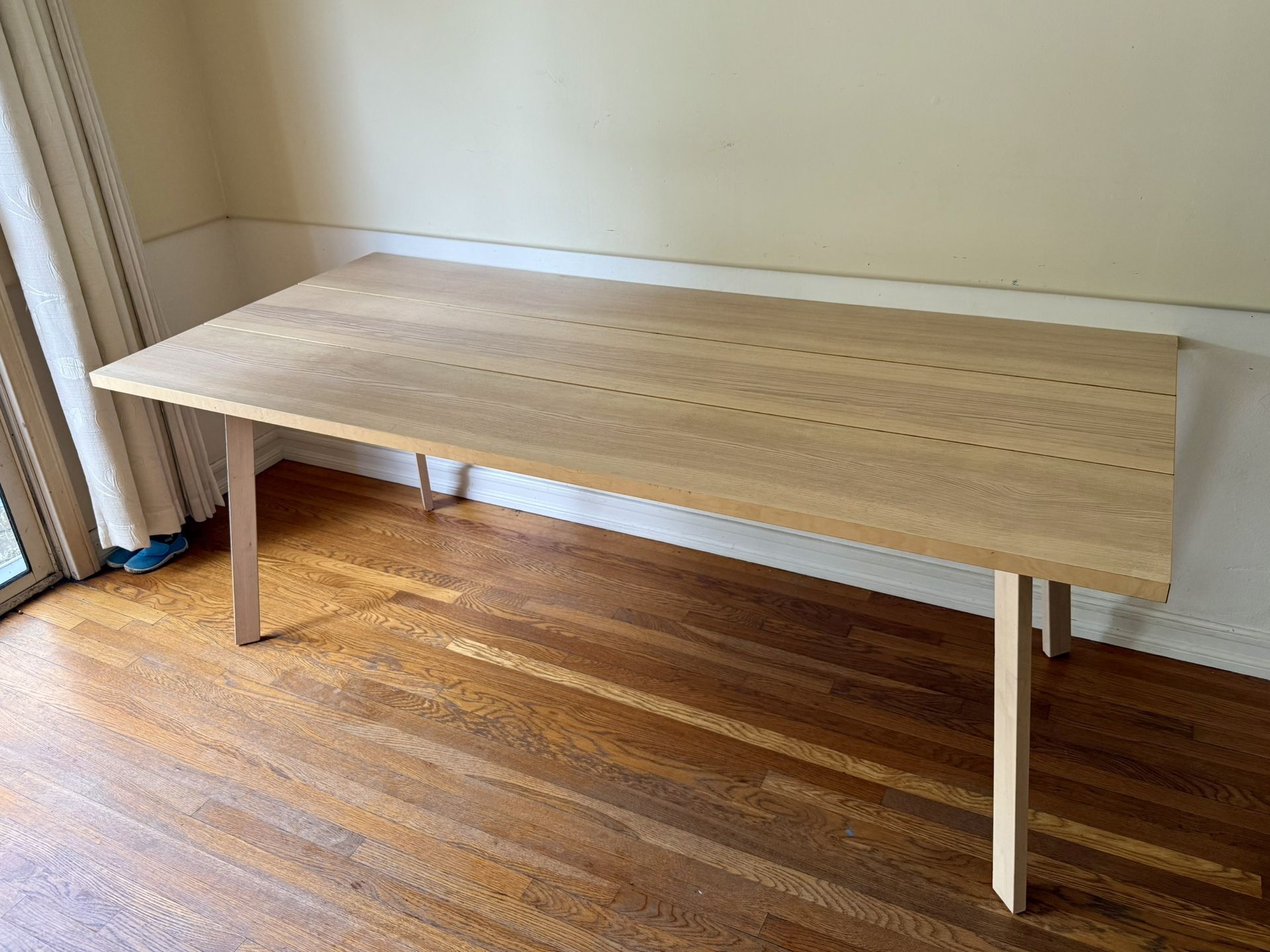 IKEA Ypperlig Table 