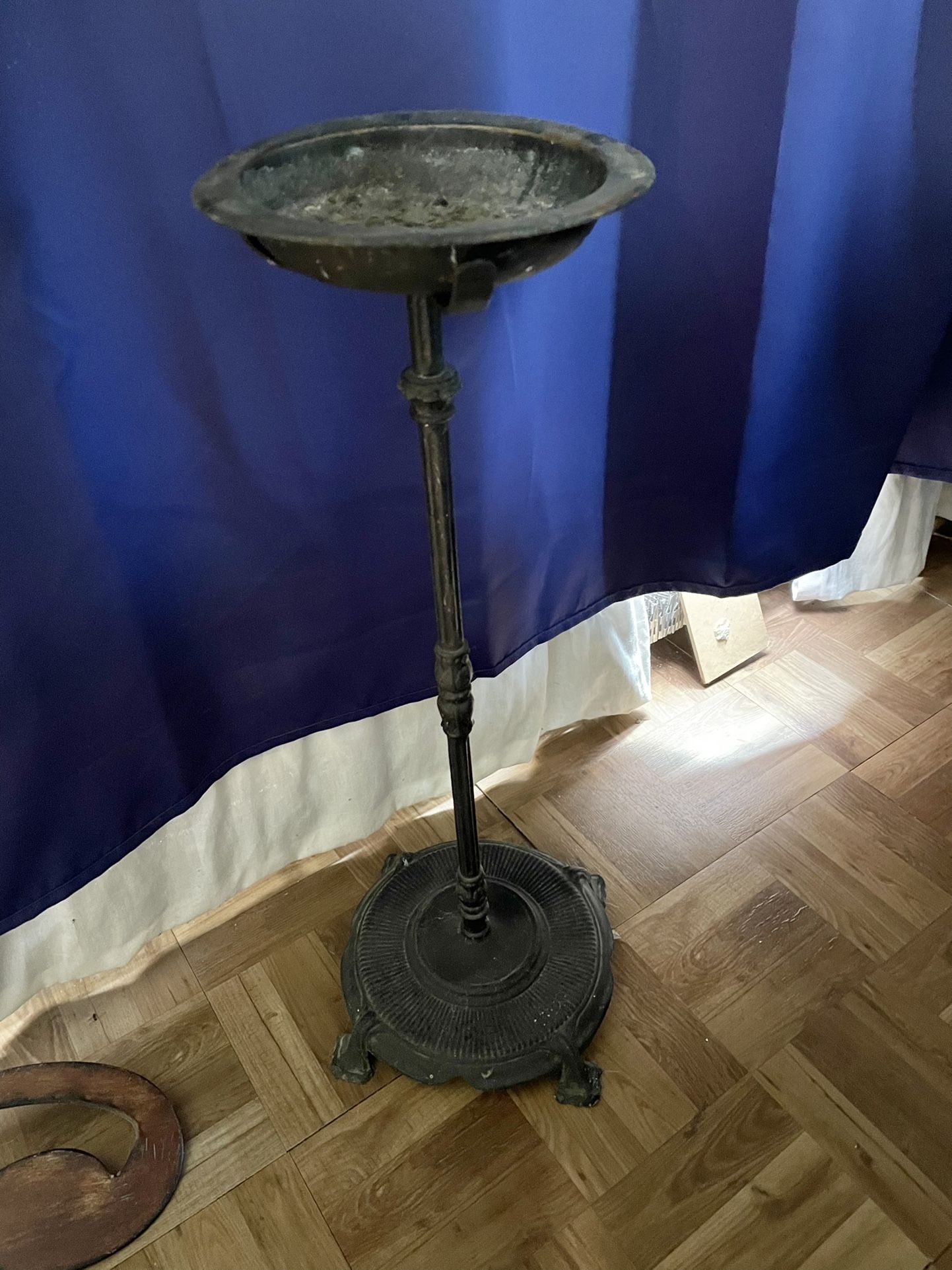 Black Metal Vintage Ashtray Stand