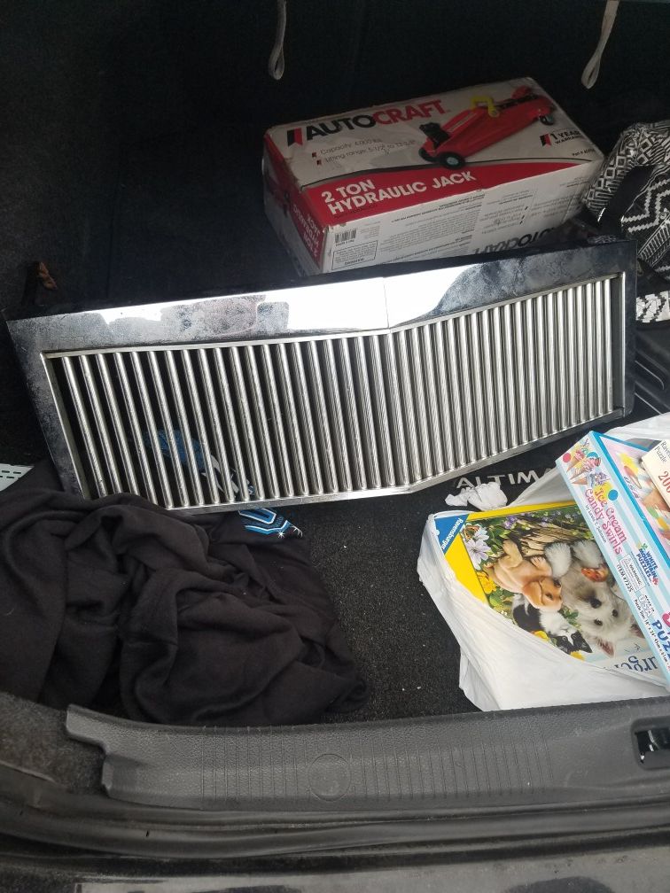 E&G Classics 1992 - 1997 Cadillac Seville grill Vertical Grille CHROME