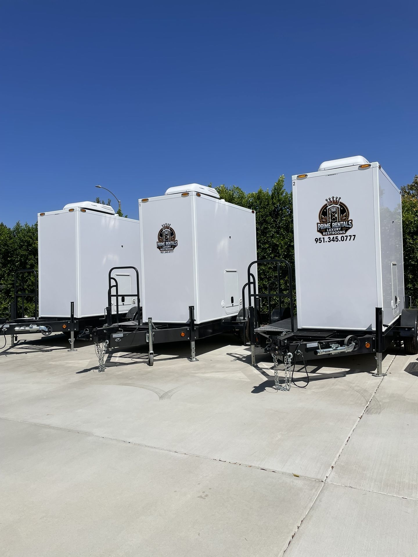 LUXURY PORTABLE RESTROOMS✨👑 🚽🧻💍🎉