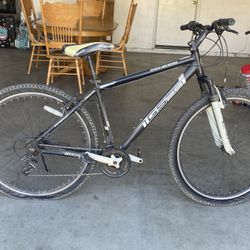 Genesis 29 Inch Mountain Bike 
