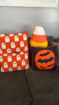 Halloween decorative pillows