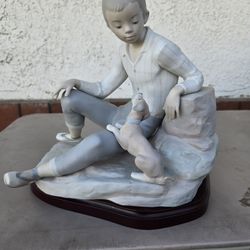Lladro Figurine