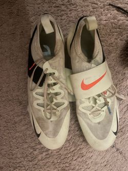 Nike pole vault spikes
