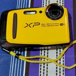 Fuji XP120 Digital Waterproof Camera 