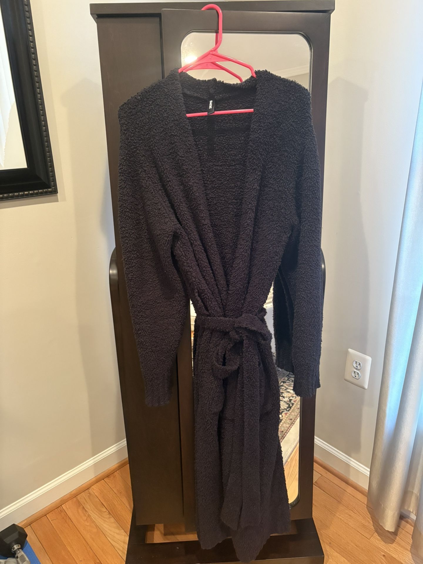 SKIMS Robe