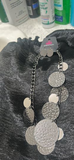 Woman necklace