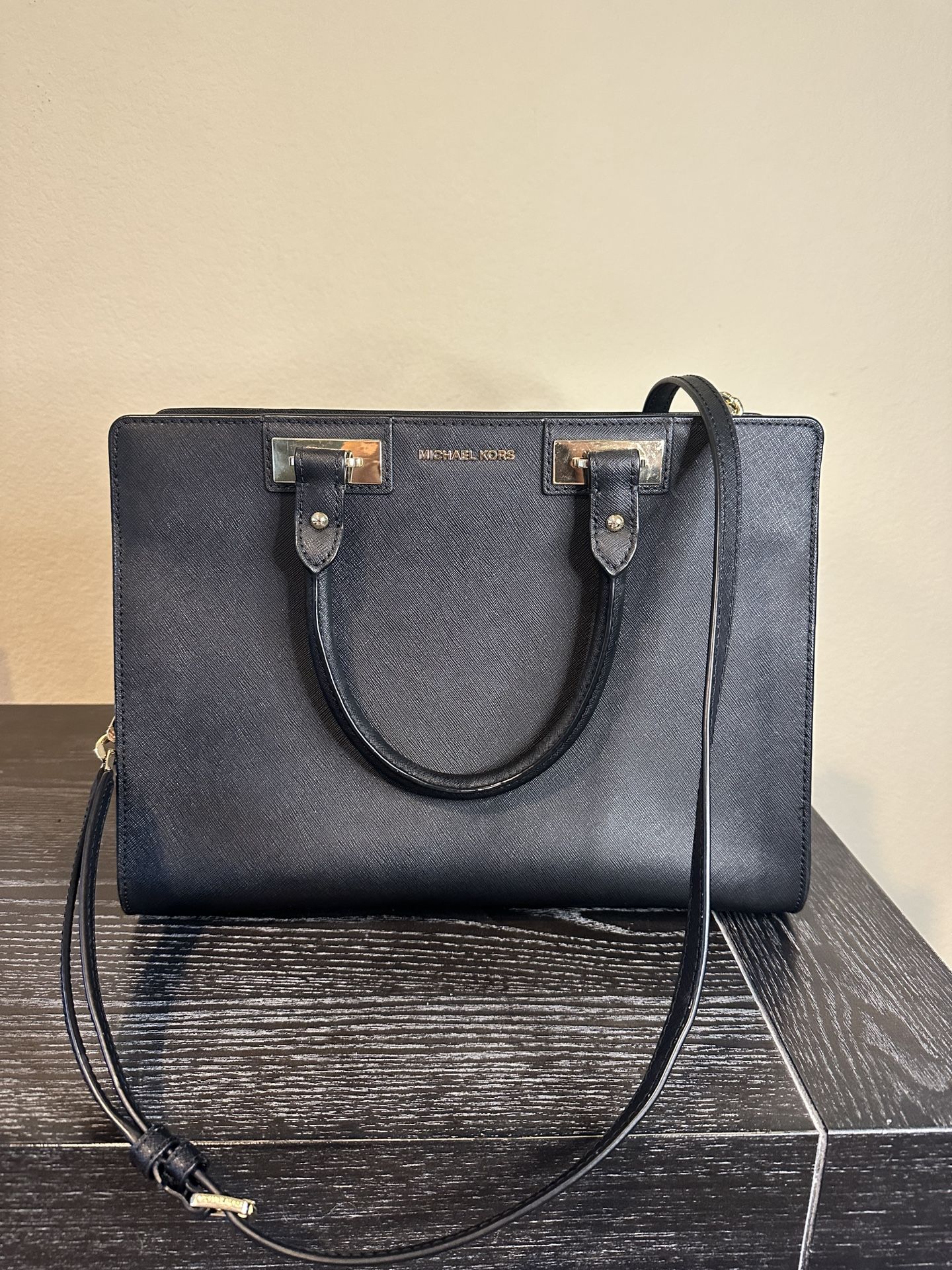 Michael Kora Black Leather Handle Bag