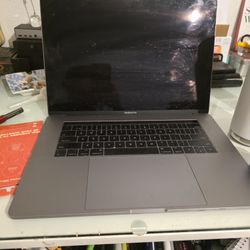 MACBOOK PRO i7 16" Screensize   