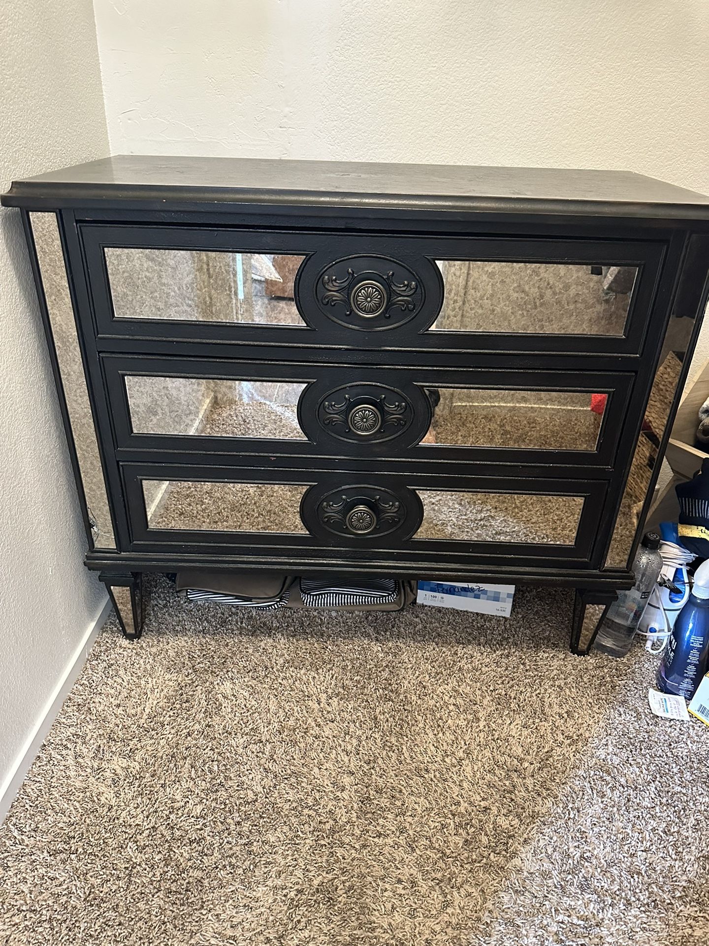 3 Drawer Mirrored Dresser Chest