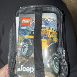 Lego Jeep Wrangler Technic 42122 BRAND NEW 