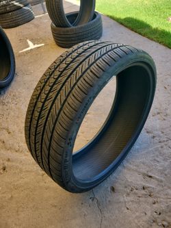 235/30/22 GLADIATOR XCOMP H/P  TIRE