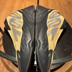 Yeezy Boost 700 MMVN 