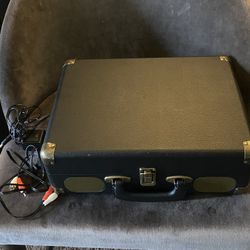 Retrolife Vinyl Record Player Turntable Bluetooth 3-Speed Portable Suitcase