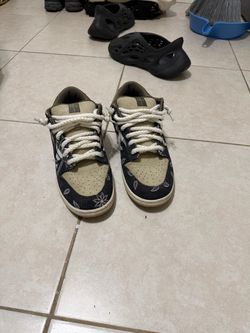 Travis Scott SB’s
