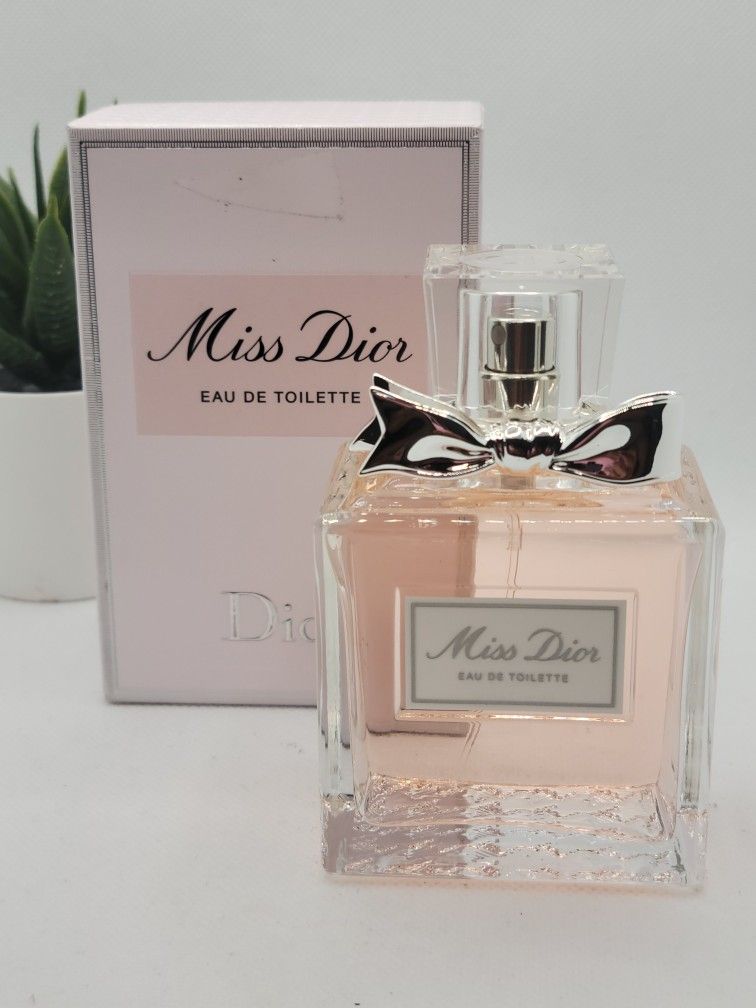 Dior
Miss Dior Blooming Bouquet Eau de Toilette
3.4 fl