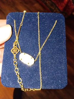 Gold necklace for women