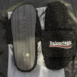 Balenciga slides all colors and all sizes