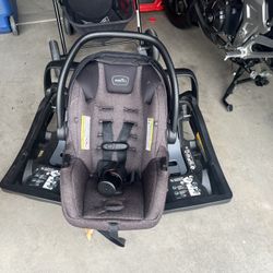 Stroller And Car Seat And 2 Bases