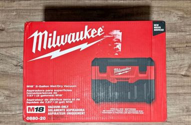 Milwaukee vacuum