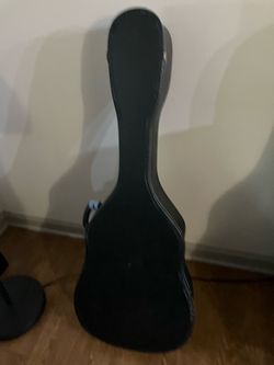 Acoustic guitar case