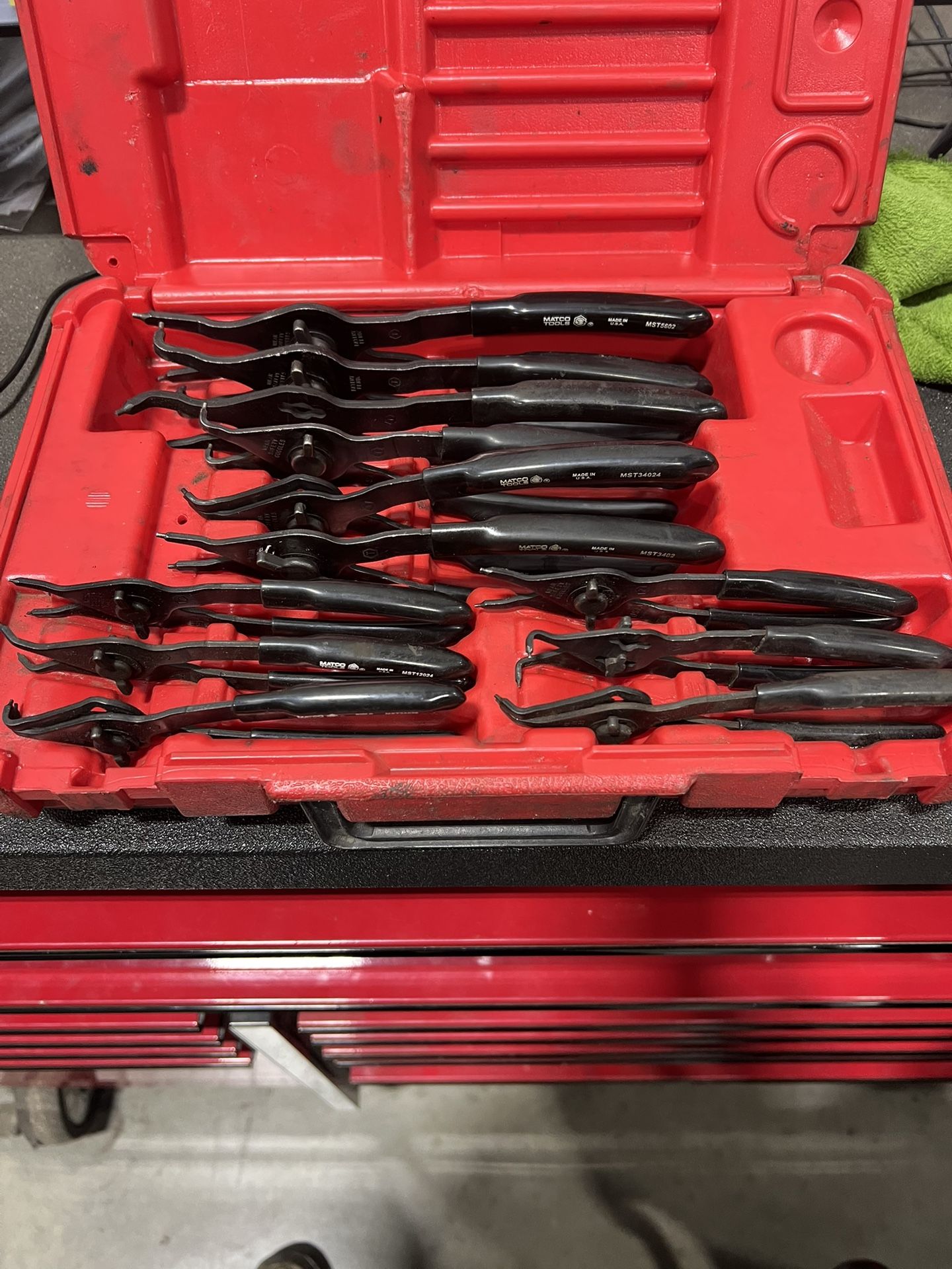 Matco 12 Piece Internal & External Snap Ring Pliers Set