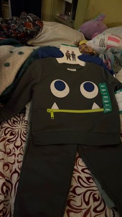 Vendo 2 trajes nuevosN