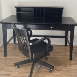 Office Desk And Chair 