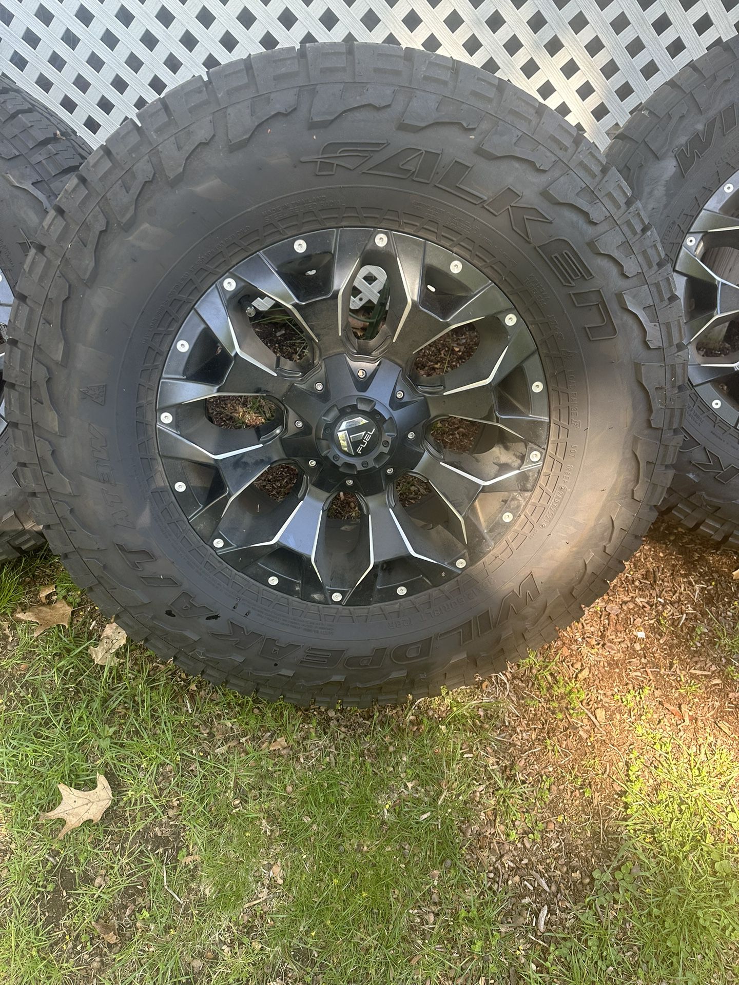 Aftermarket Jeep Rims And Tires 