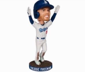 2 TIXS - DODGERS VS ROCKIES- RESERVE 17 - Aisle Seats -Freeman Bobblehead Giveaway