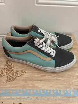 VANS Shoes Size Men’s 9.5, Women 11