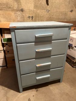 Dresser-4 Drawer