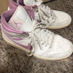Woman’s Nike air Jordan shoes