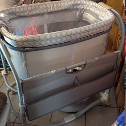 Ingenuity Dream & Grow Bedside Baby Bassinet