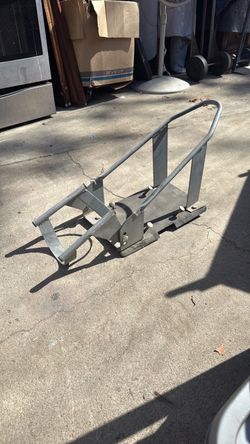 Metal Motorcycle Wheel Chock Stand