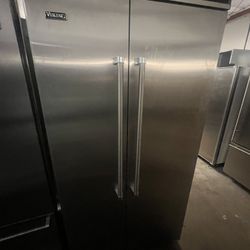 Viking 42” Built In Refrigerator 2022