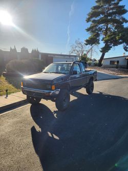 1985 Nissan Pickup