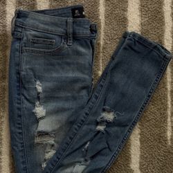 Hollister Distressed Super Skinny Blue Denim Jeans Women Medium Wash