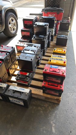 Car Battery 24f H5 34 78 65 48 49 47 H6 H7 51r 94r 86 H8 H9 Truck SUV And Car Batteries with Warranty. $60 + Core. Bateria para cualquier carro COVINA