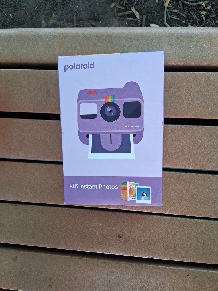 Polaroid INSTANT 16