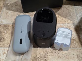 Cleaning Kit and battery charging case for Braun series 9
