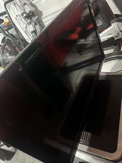 40” TV