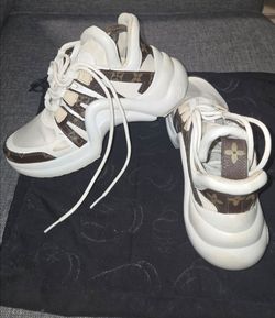 Louis Vuitton LV Archlight Trainer White Sneakers Size 35/4.5 !!! No insoles !!!