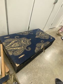 Unfinished custom guitar case