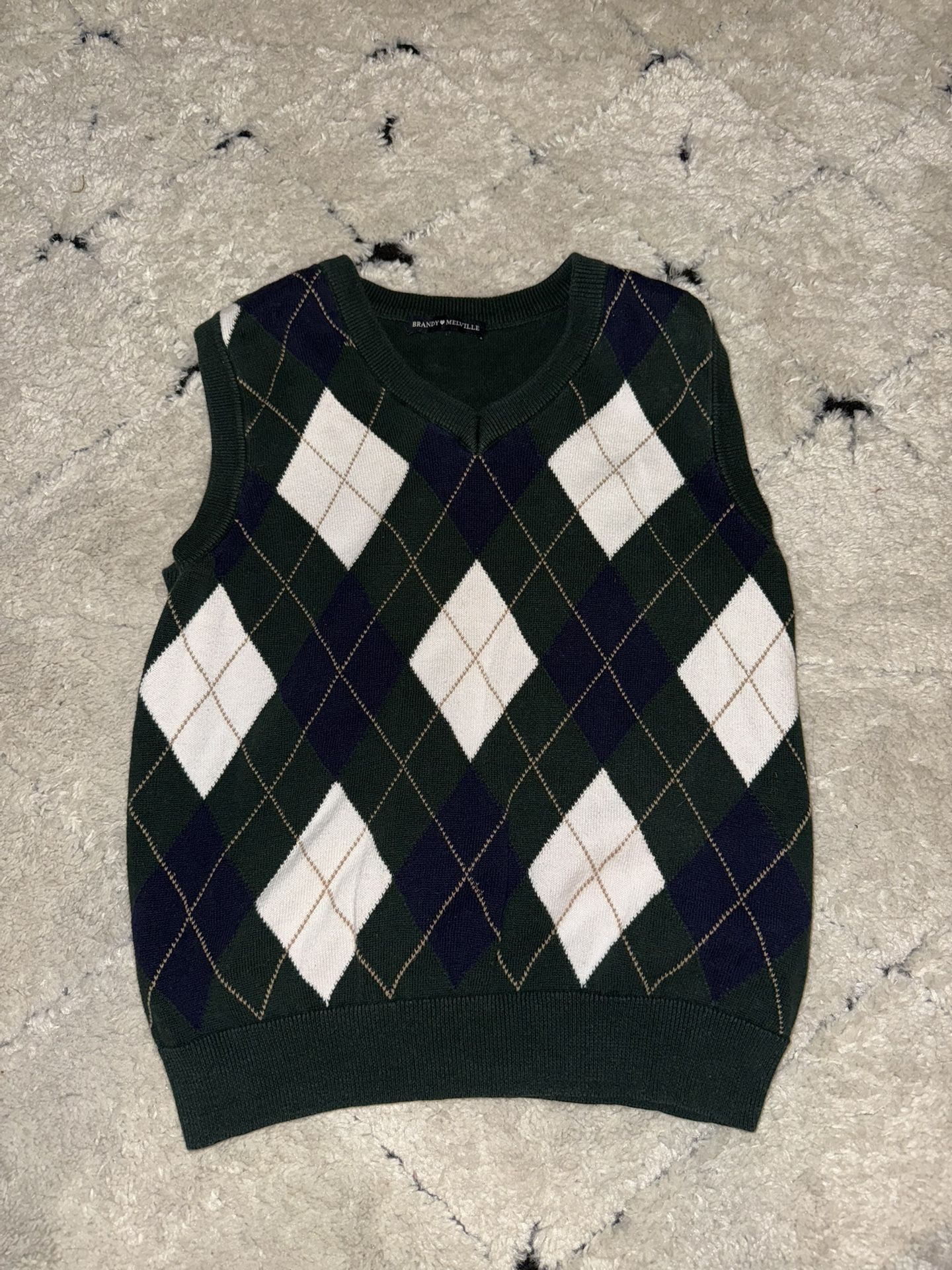 Brandy Melville Green and white sweater vest 