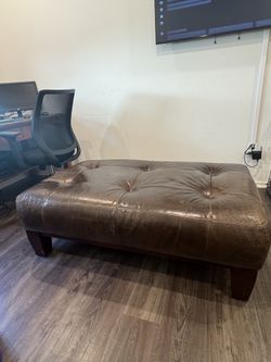 Pottery barn ottoman