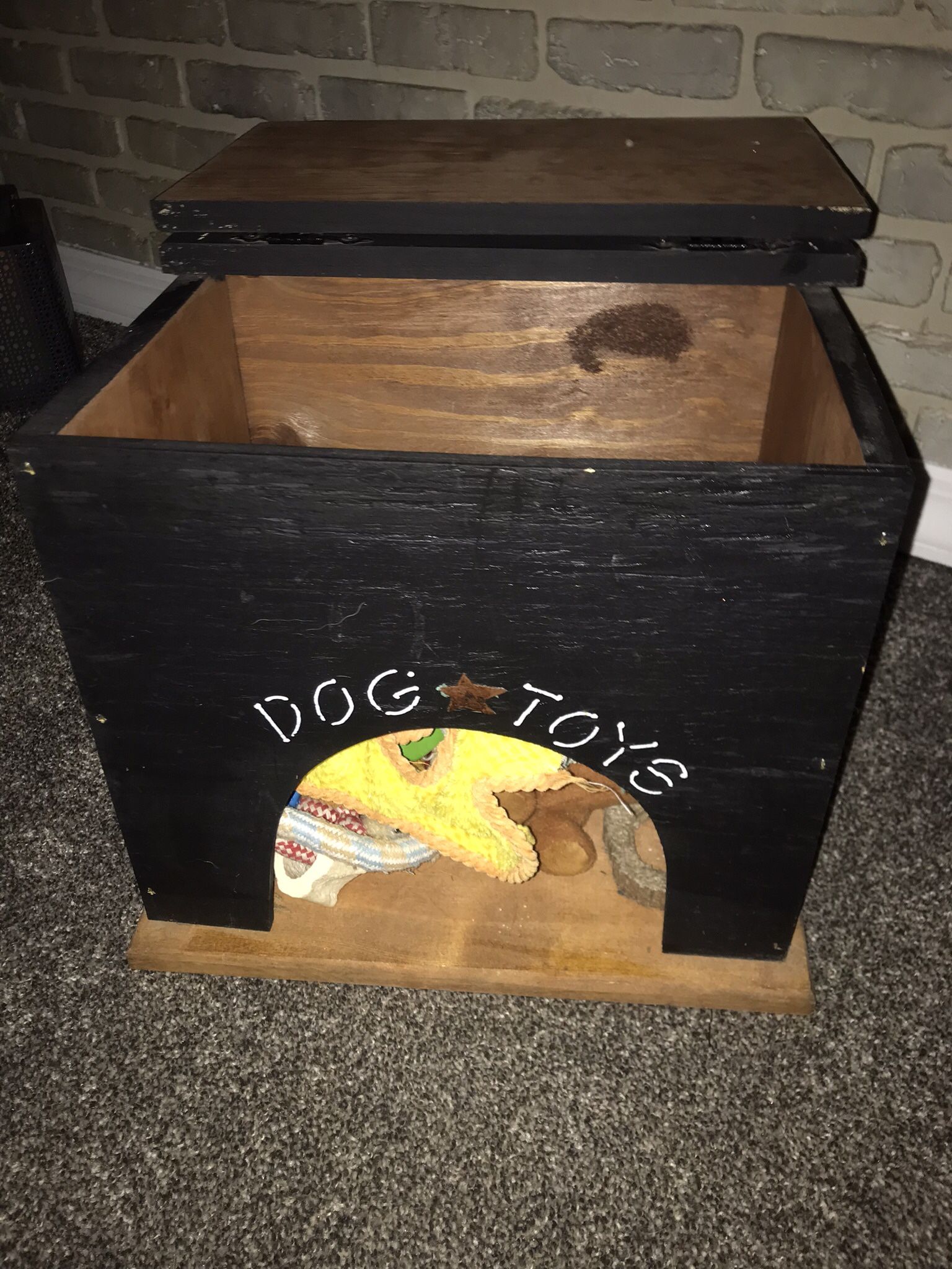 Doggie Toy Box