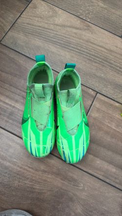 CR7 Soccer Cleats size 1.5Y