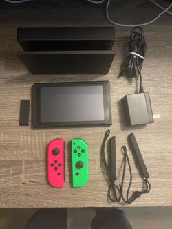 Nintendo Switch Console UNPATCHED 32GB HAC-001 + Other Accessories (BULK SALE)